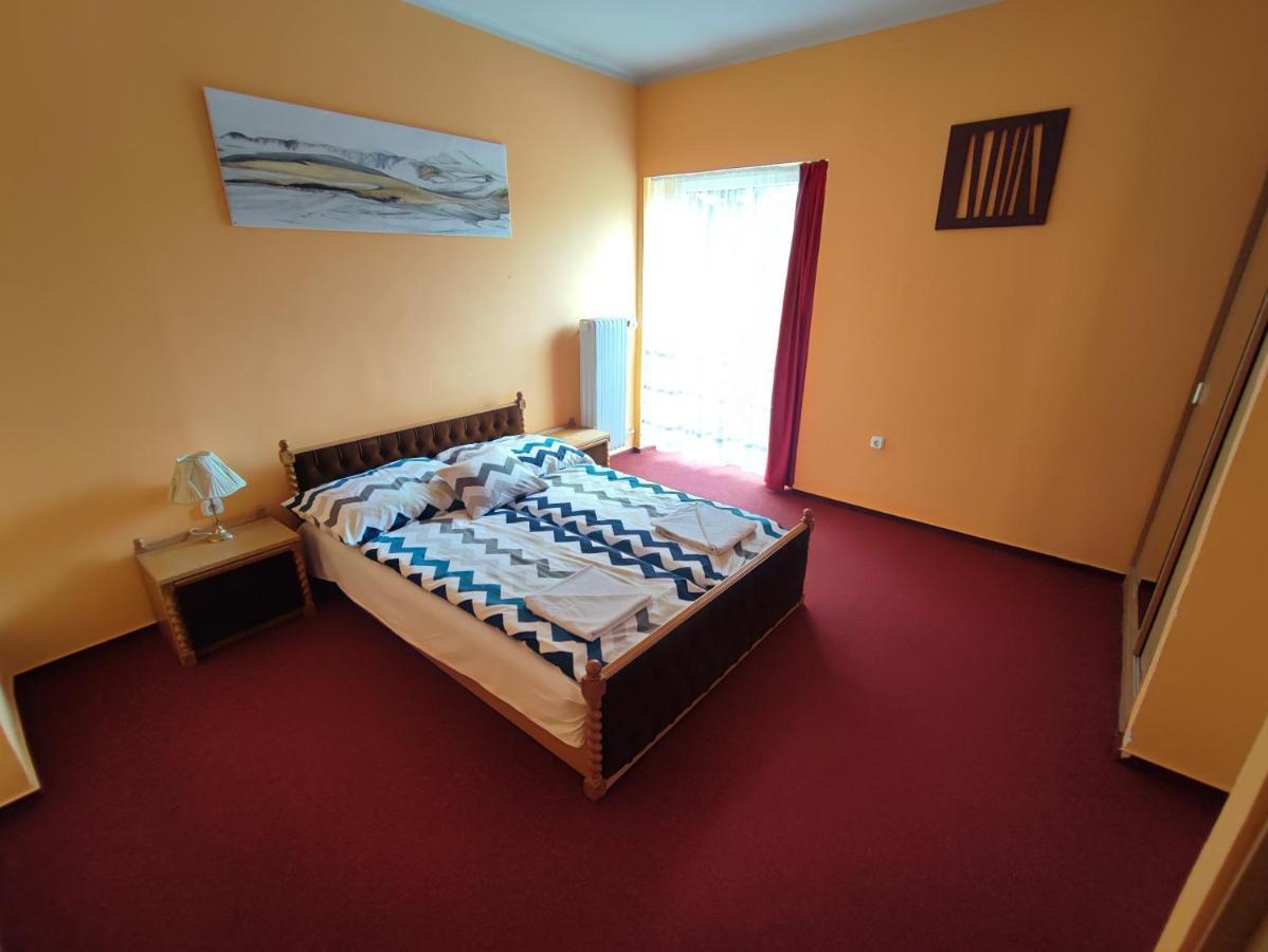 Hotel Beke Sziget Komló Kültér fotó
